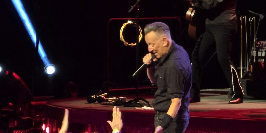 Courteney Cox vuelve a bailar con Bruce Springsteen 40 años después