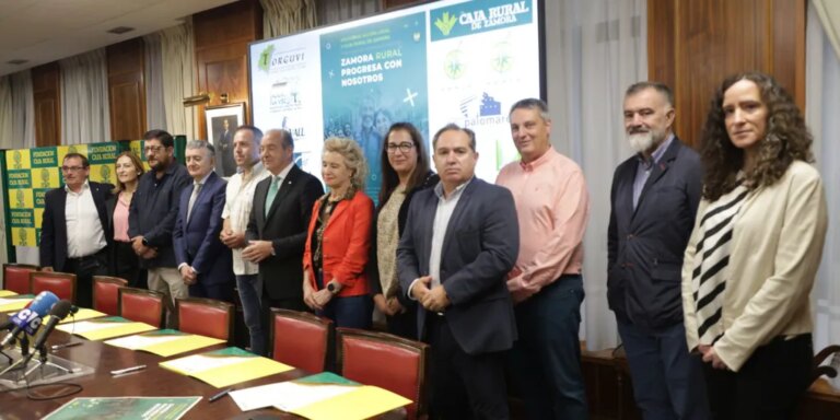 Caja Rural de Zamora y los grupos de acción local renuevan su colaboración para «que la gente no se vaya de los pueblos»