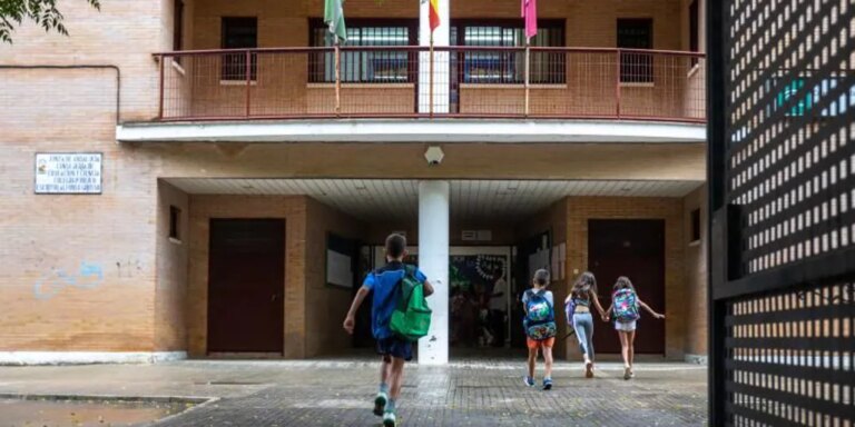 La finalización de los fondos europeos deja en el aire el programa de unidades de orientadores contra el fracaso escolar
