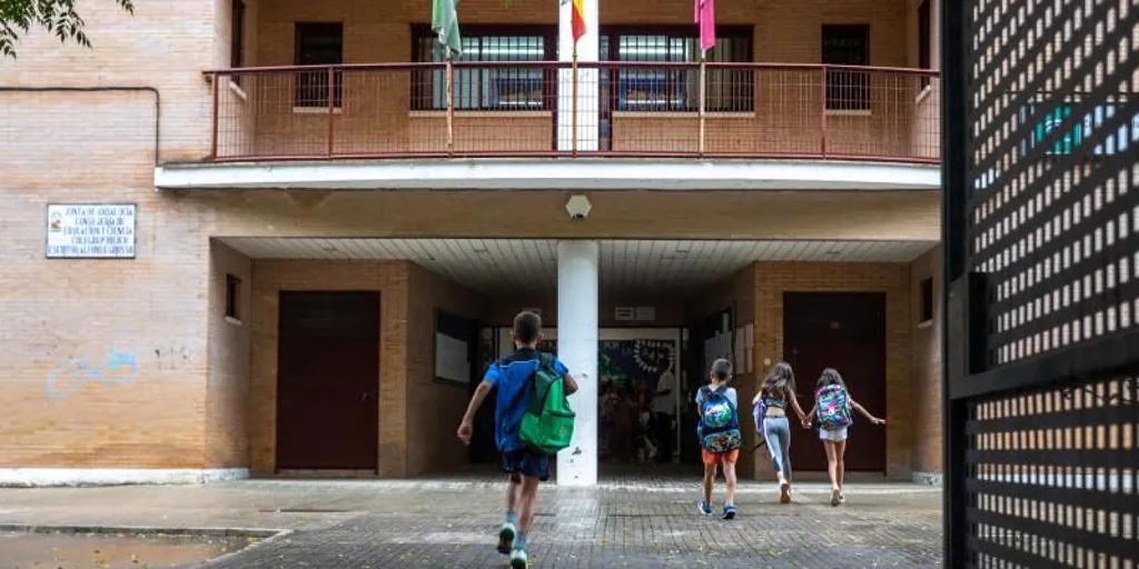 La finalización de los fondos europeos deja en el aire el programa de unidades de orientadores contra el fracaso escolar