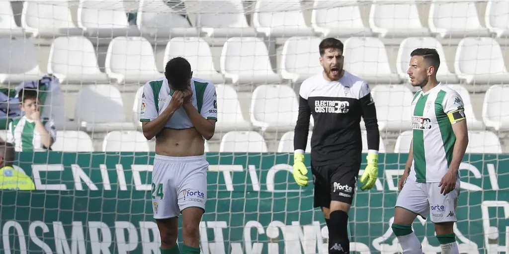 Así era la plantilla del Córdoba la última temporada que estuvo en Segunda División