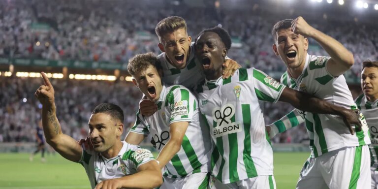 El Córdoba CF sufre para pasar a la final por el ascenso a Segunda (2-1)
