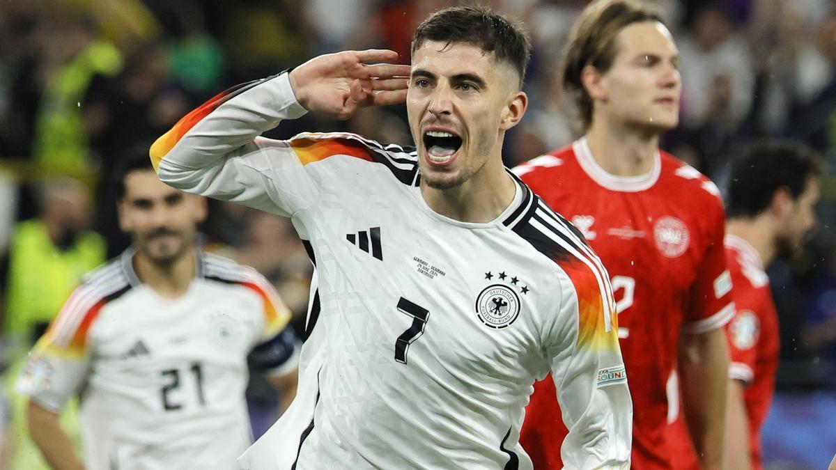 Kai Havertz celebra el 1-0 después de transformar un penalti.