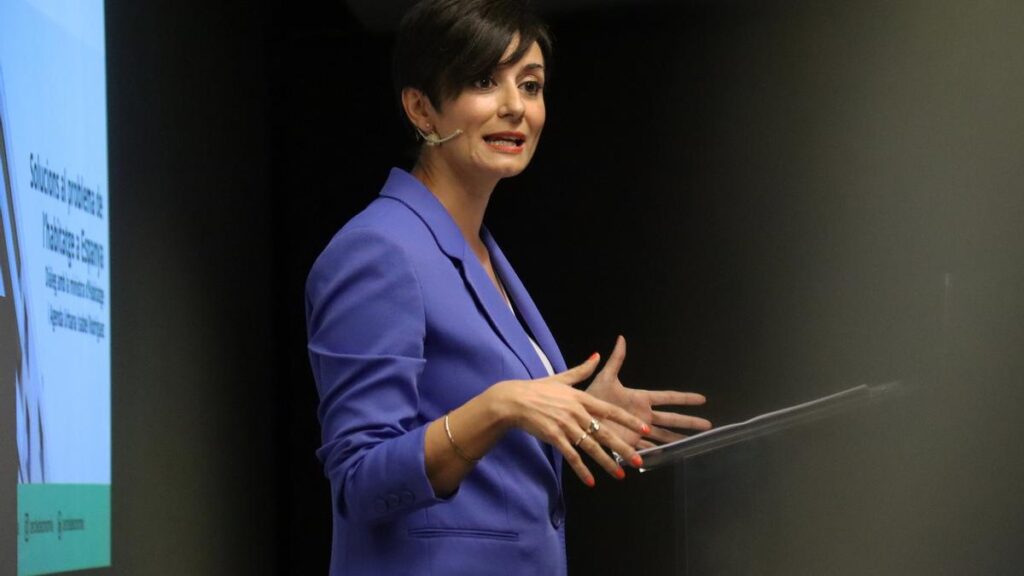 La ministra de Vivienda y Agenda Urbana, Isabel Rodríguez, en el debate del Cercle d'Economia, este jueves.