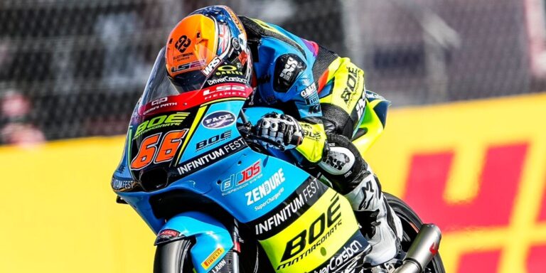 tercero y cuarto en Moto3