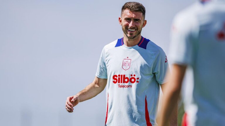 Laporte vuelve a estar a disposición de De la Fuente