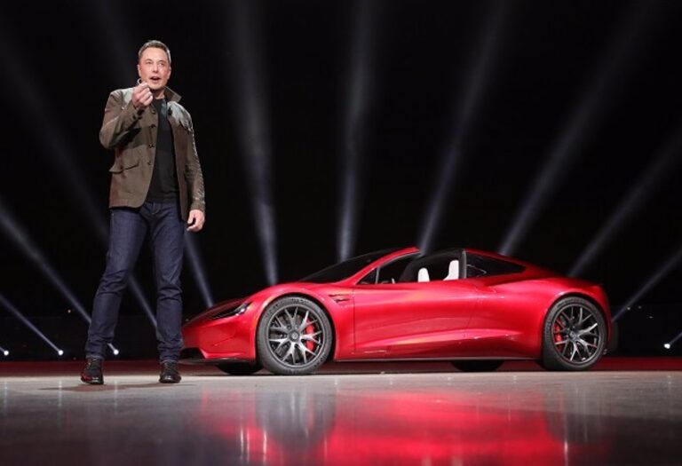 La Junta de Tesla, 'al rojo vivo': "Musk puede influir en la votación para el cambio de sede"