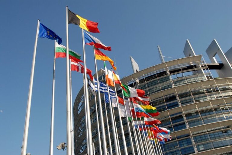 Las elecciones europeas quitan brillo a la renta variable: "Un revés para el sentimiento"