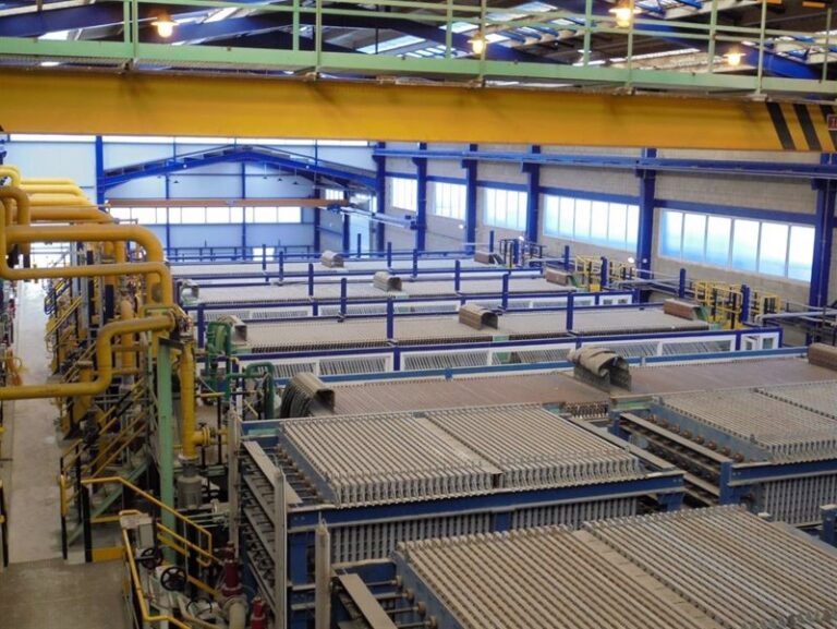 El grupo italiano Esseco lanza una contraOPA sobre Ercros a 3,84 euros por acción