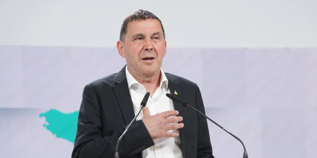 Otegi se erige en árbitro de la política vasca y aprieta al PNV pidiendo más «soberanía»