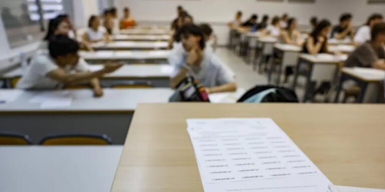 Detectan un error en una pregunta del examen de Matemáticas de la Ebau valenciana: cómo se va a corregir