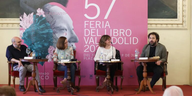 Una mesa redonda sobre el columnismo en el periodismo local pone el broche a la Feria del Libro de Valladolid