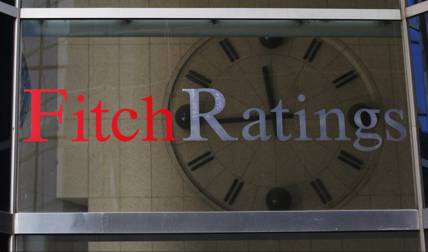 Fitch eleva su previsión de PIB mundial al 2,6% en 2024, desacelerando al 2,4% en 2025