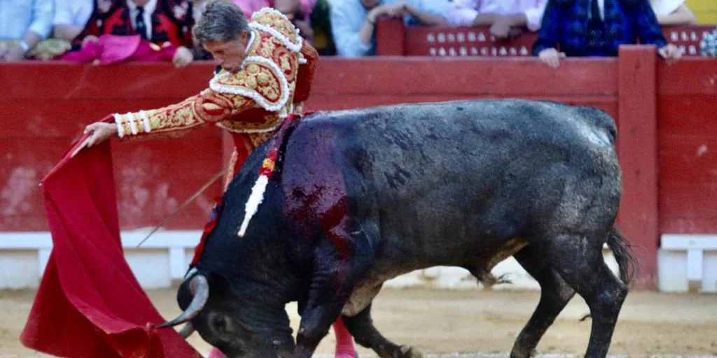 Un bravo Escribano y un palco sin criterio