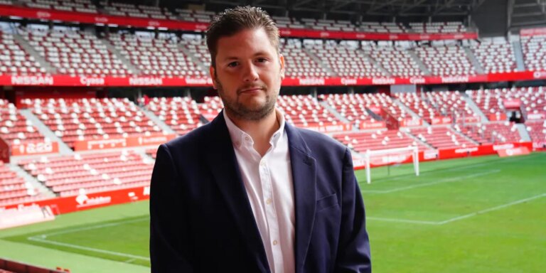 Cisma y acusaciones de purga en la Asociación de Directores Deportivos del fútbol español