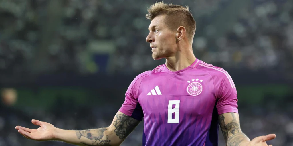 Kroos abre el baile final