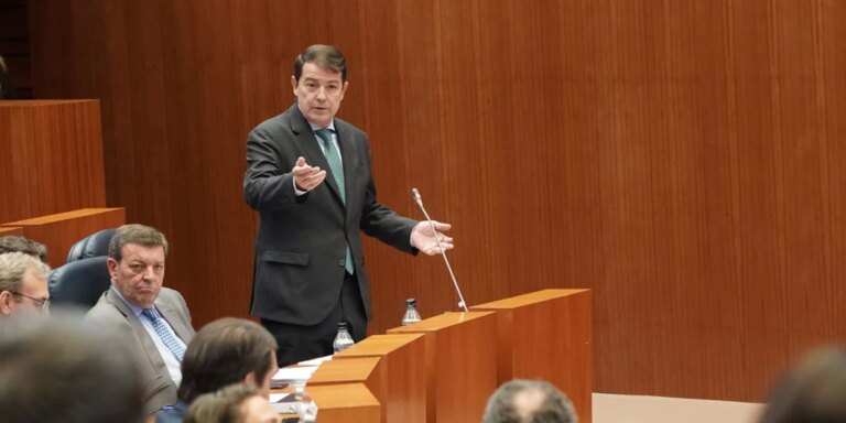 Mañueco concluye que el PSOE y Sánchez «roban a Castilla y León»