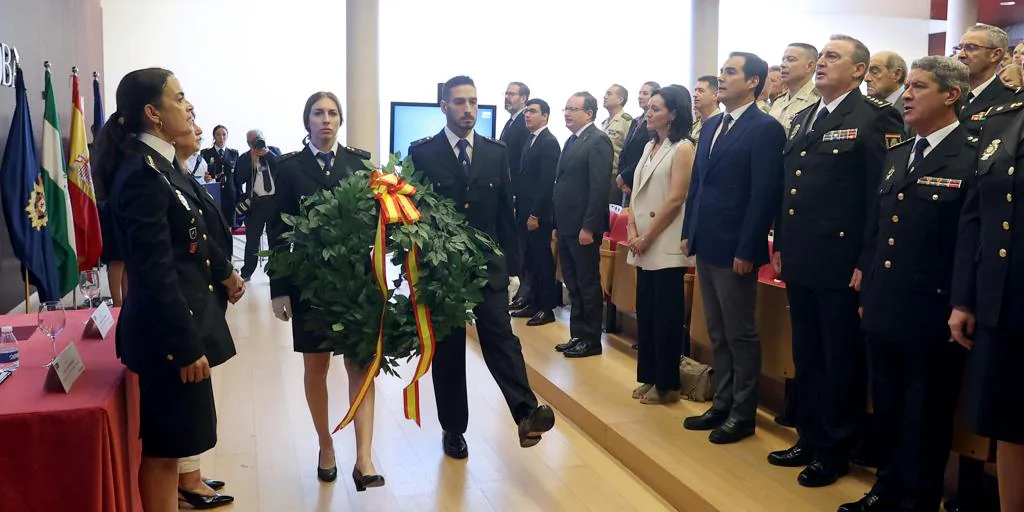 Homenaje a las 188 víctimas policiales del terrorismo, entre ellas tres cordobesas