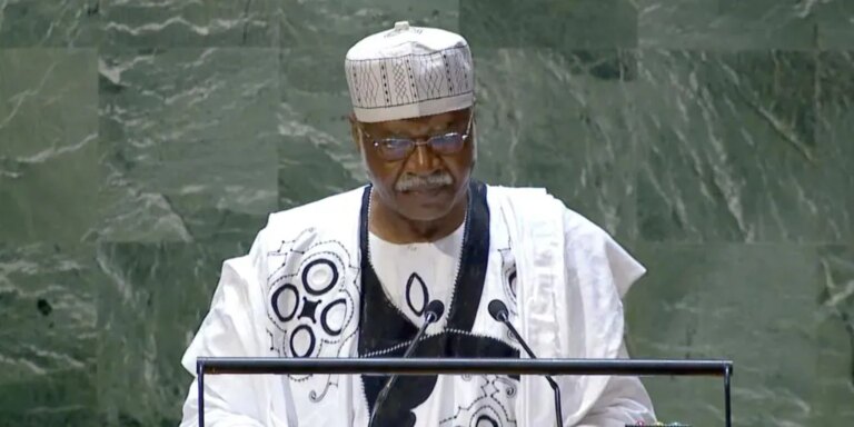 La Asamblea General de la ONU elige al ex primer ministro de Camerún Philémon Yang como su nuevo presidente