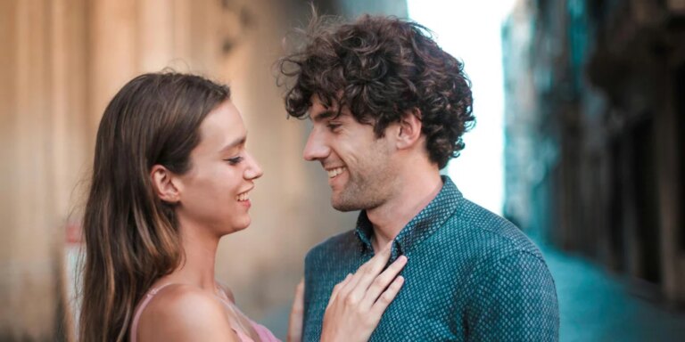 El mayor error que comete la Generación Z a la hora de encontrar pareja, según un terapeuta