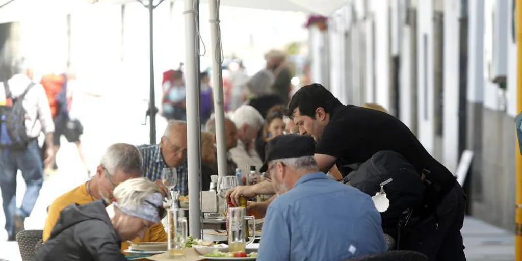 Galicia registra en mayo la tercera mayor bajada del paro entre comunidades y un nuevo mínimo histórico