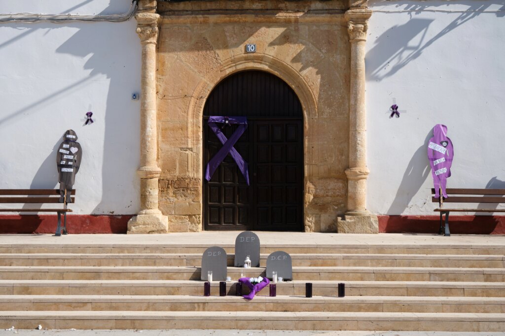 Las Pedroñeras, aún en 'shock' por el asesinato de Ammal y sus dos hijos, guardará este lunes un minuto de silencio