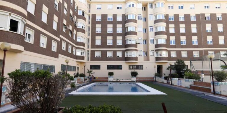 La Audiencia de Córdoba condena a un administrador de fincas a 3 años de cárcel por quedarse 13 años con el dinero de la comunidad