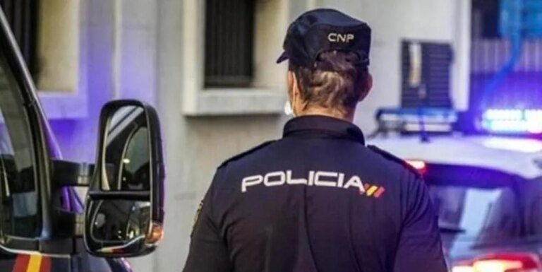 Detenido por violar y retener durante seis días en su casa de Zaragoza a una mujer que había conocido por redes sociales