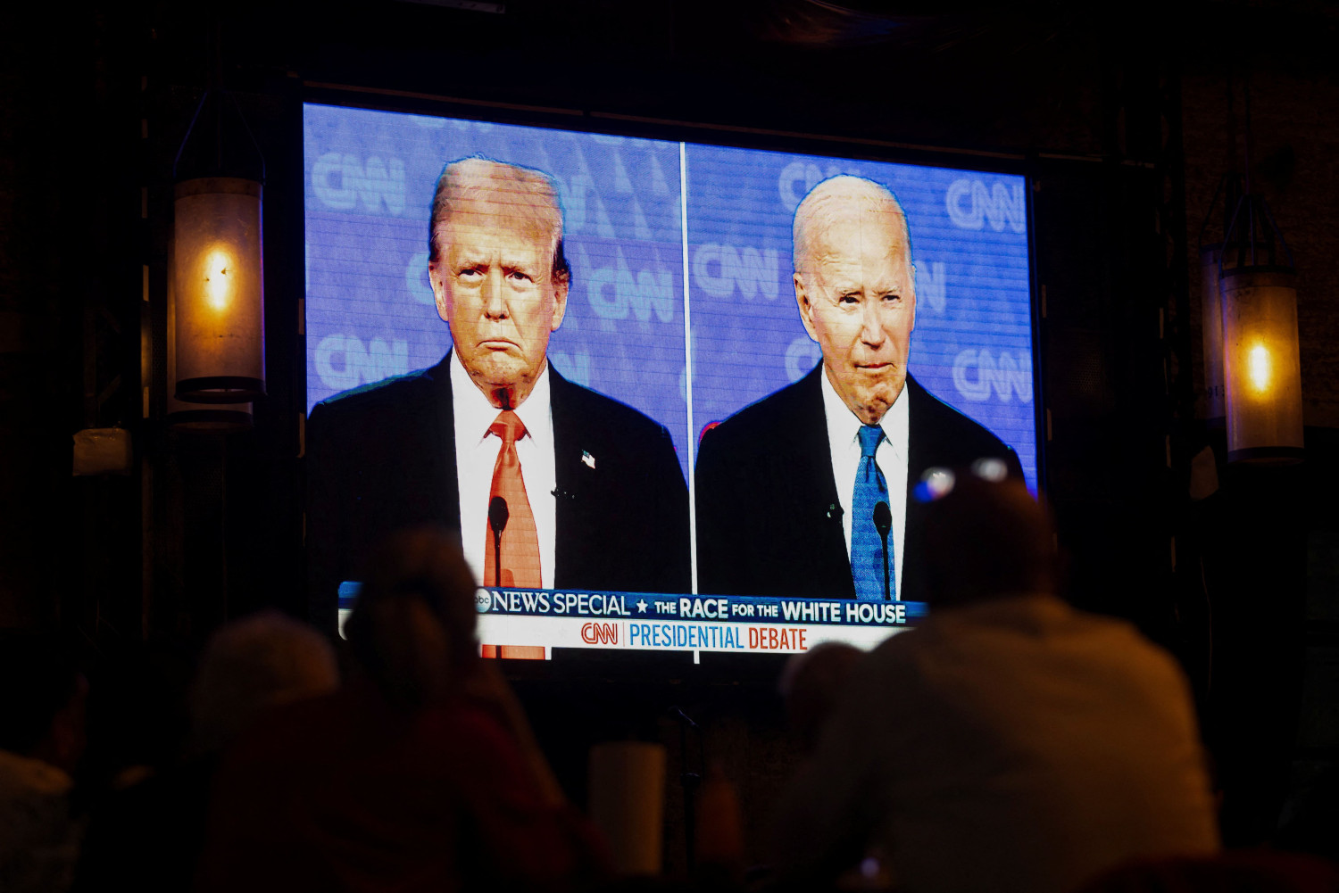 ¿Ha descontado ya el mercado el triunfo de Trump? Permanece impasible ante la "debacle" de Biden