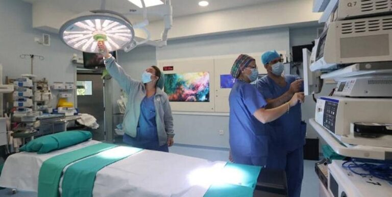 El Servicio Andaluz de Salud ha realizado entre enero y abril casi un millón de consultas externas más que en el mismo período de 2018