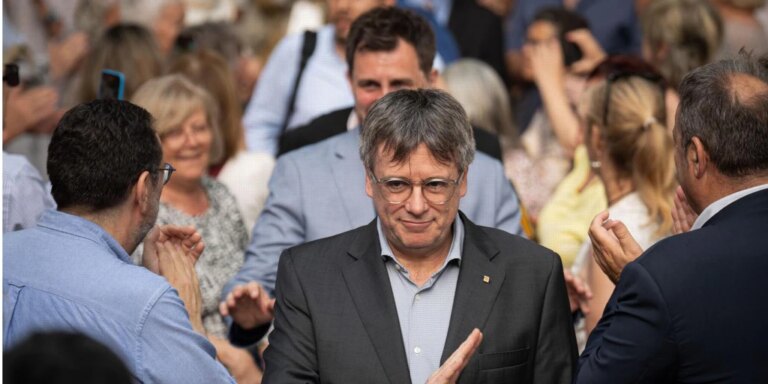 Puigdemont no altera sus planes de regresar a España pese al riesgo de ser detenido