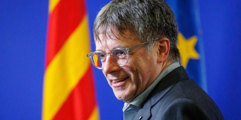 Puigdemont prepara un referéndum con tecnología descentralizada para evitar la intervención del Estado