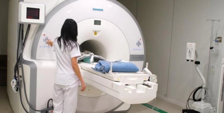 El cáncer se sitúa ya como primera causa de muerte en España en 2023