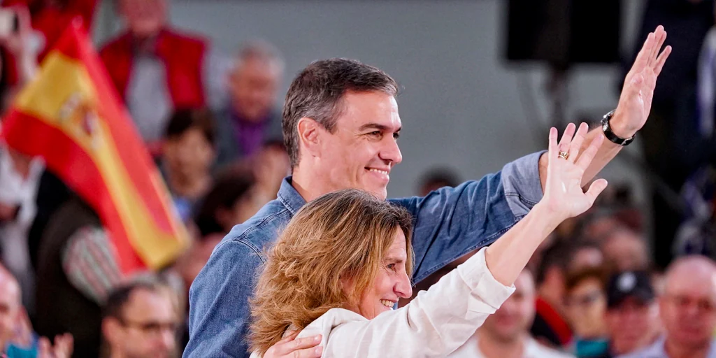 De «Perro Sanxe» a «los zurdos», Ferraz repite la estrategia que permitió a Sánchez salvar el 23J
