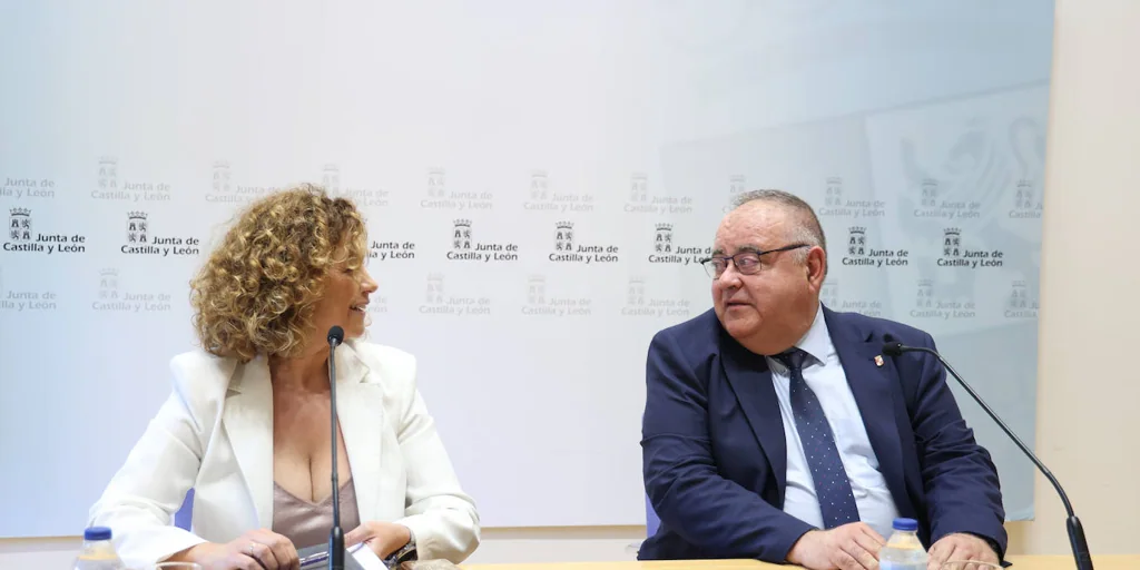 Sanidad garantiza consultorios abiertos y prevé 1.900 contratos para el verano