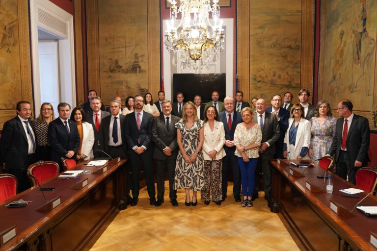El PP defenderá en el Senado que no se supriman paradas de autobús en 346 municipios de Castilla y León