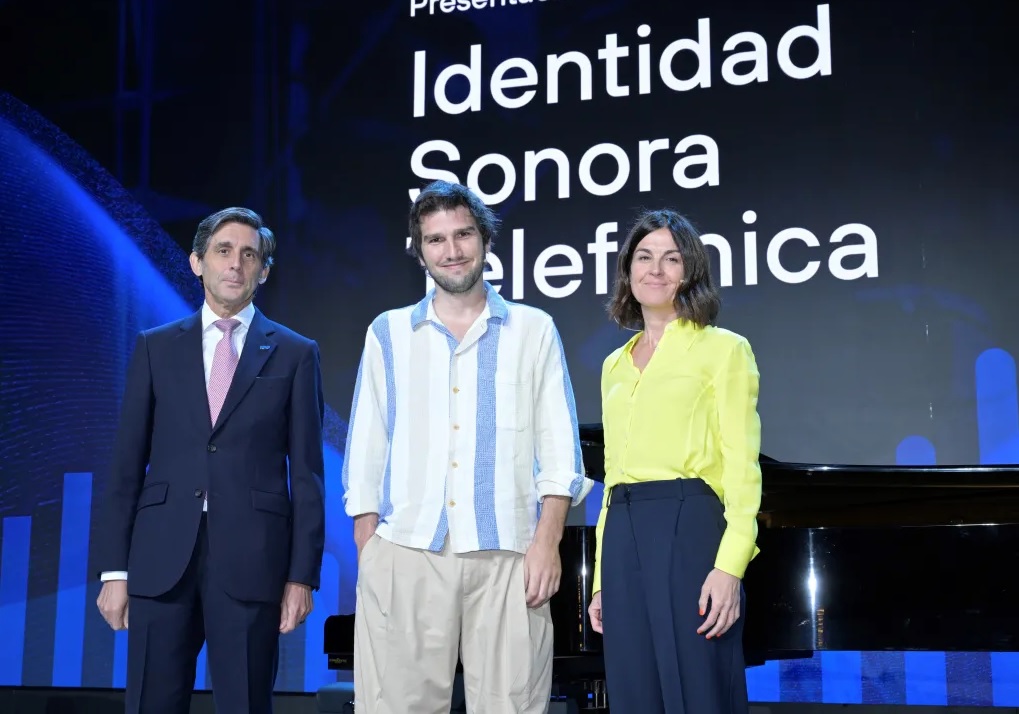 Telefónica estrena nueva identidad sonora compuesta por el músico Lucas Vidal