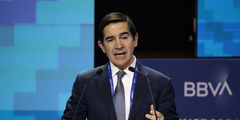 BBVA ha presentado ya todas las solicitudes de autorización para la opa sobre Banco Sabadell