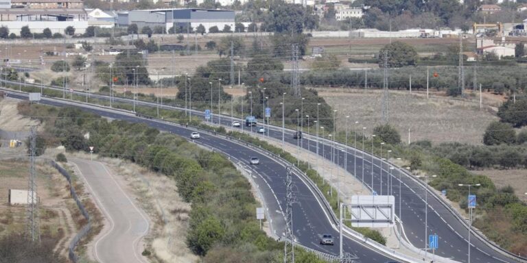 El Gobierno se cierra en banda con la Variante Oeste y culpa a la Junta de que no se desbloquee