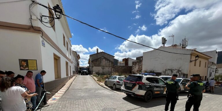 La ministra de Igualdad convoca un comité especial por los asesinatos machistas de Granada y Málaga