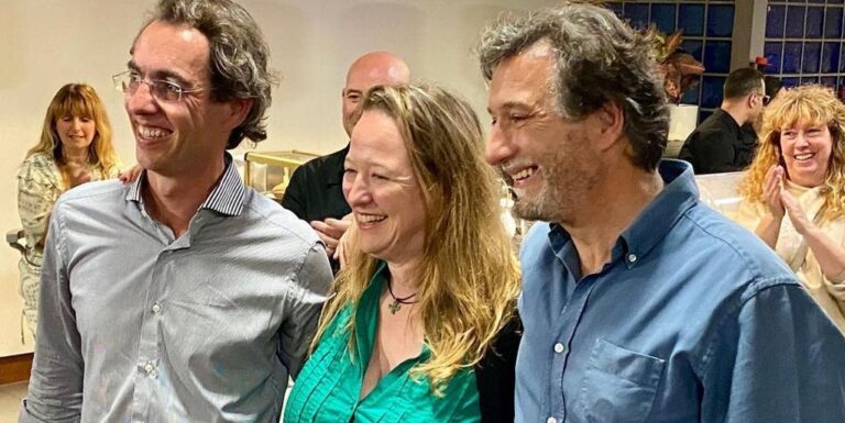 Dos diputados de Vox en Cantabria denuncian a la Policía que su partido grabó conversaciones sin su consentimiento