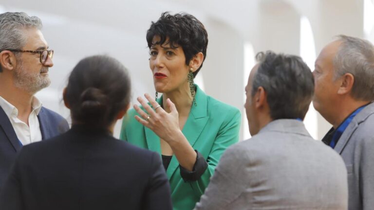 La ministra de Inclusión Social, Elma Saiz, en el Foro Mediterráneo.