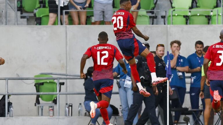 Costa Rica se despide con la cabeza alta.