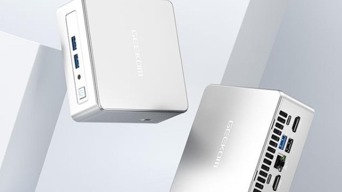 Geekom AE7.
