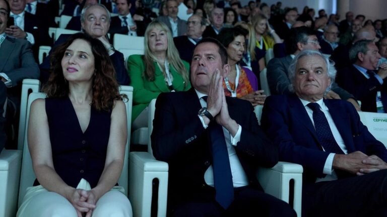 Isabel Díaz Ayuso, presidenta de la Comunidad de Madrid y Gerardo Cuerva, presidente de la Cepyme inauguran la Asamblea General Cepyme 2024.