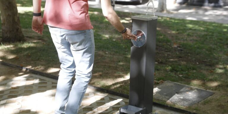 Madrid instalará 60 nuevas fuentes de agua potable en 16 distritos