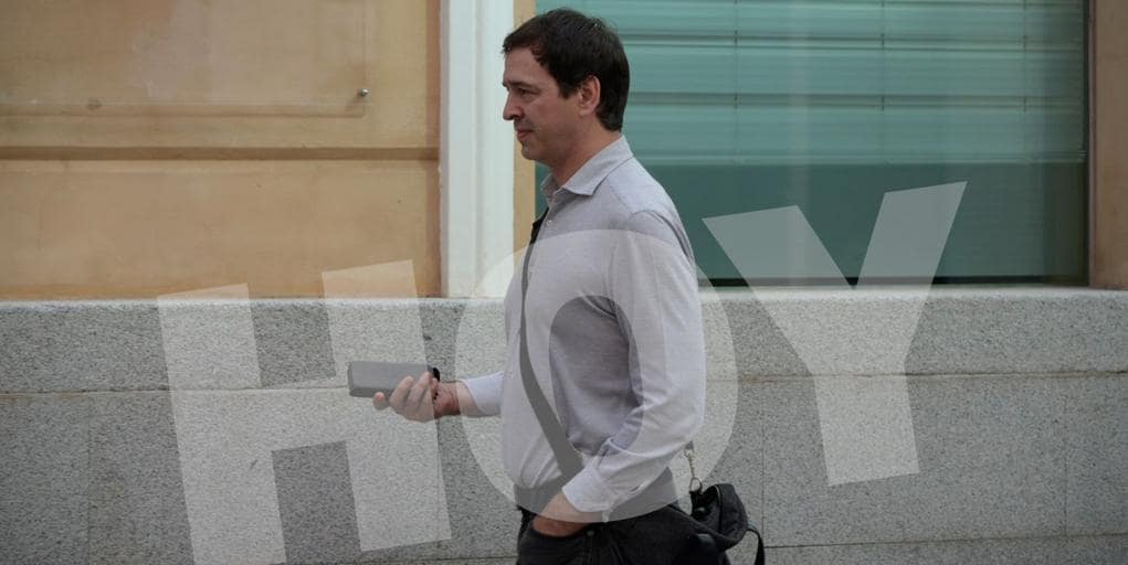 La UCO registra la Diputación de Badajoz por el caso del hermano de Pedro Sánchez