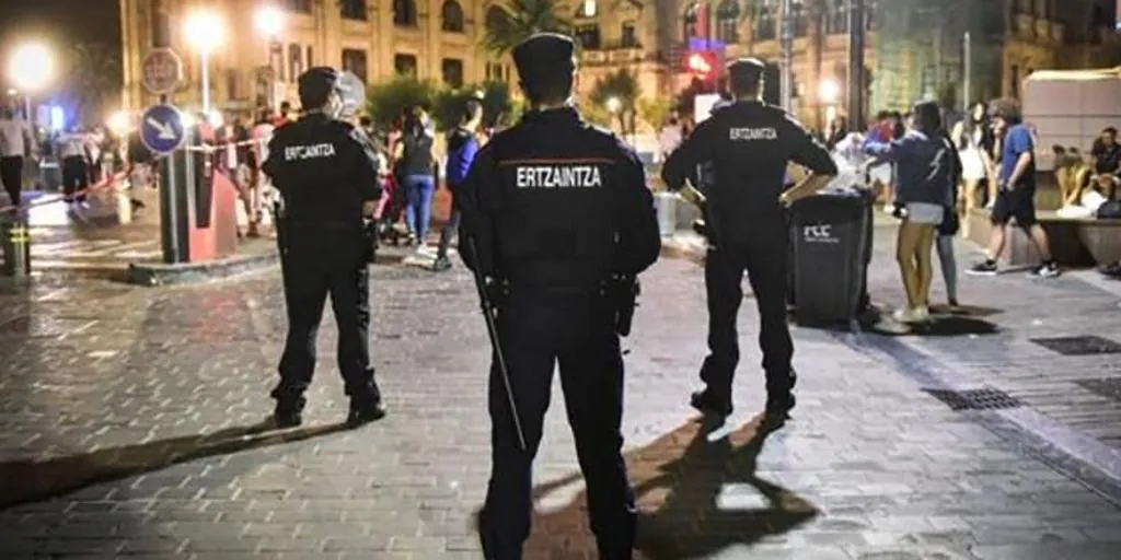 Detenido un hombre por apuñalar hasta en cinco ocasiones a una mujer en el aparcamiento de una discoteca en Vizcaya