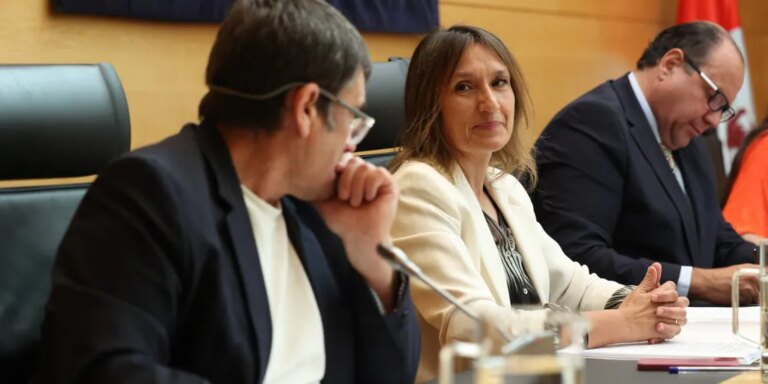 Lucas señala a las comunidades que utilizan la educación «como escalada de ruptura y adoctrinamiento»