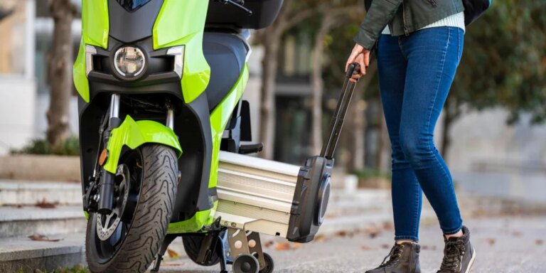 Las ventas de motos y vehículos ligeros eléctricos se hunden un 40%